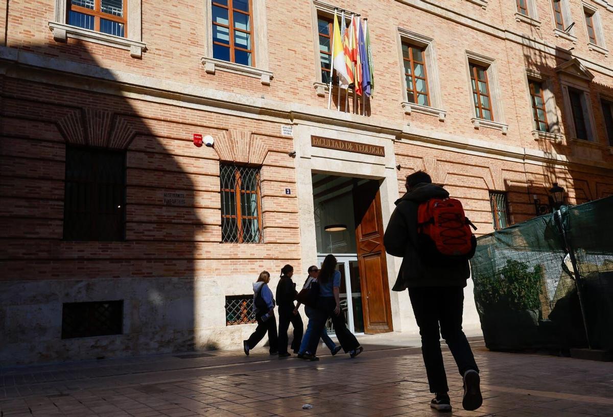 Universidad Católica de València, sede de Trinitarios.