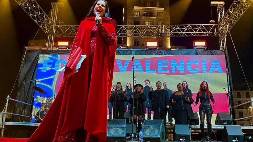 Diana Navarro homenajea a las víctimas de la DANA