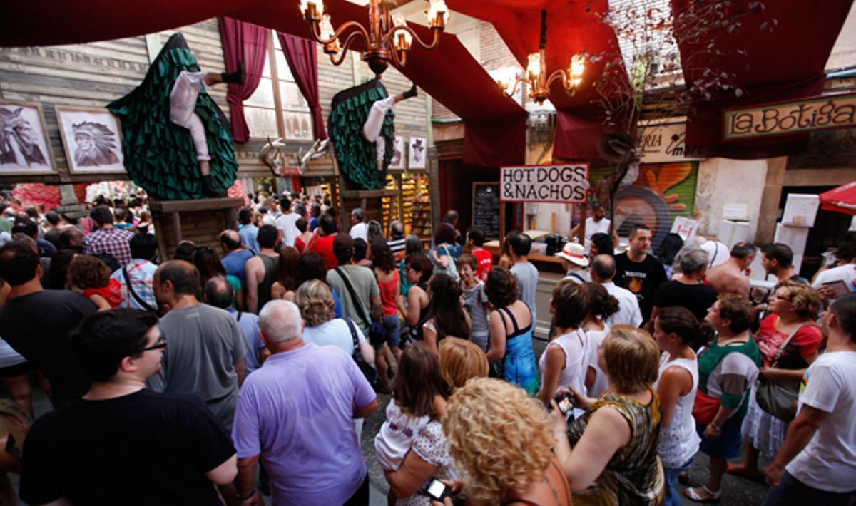 El carrer de Verdi guanya el concurs de decorats de la Festa Major de Gràcia.