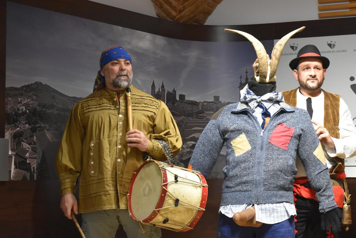 El tamboril con el 'Morcillu'.