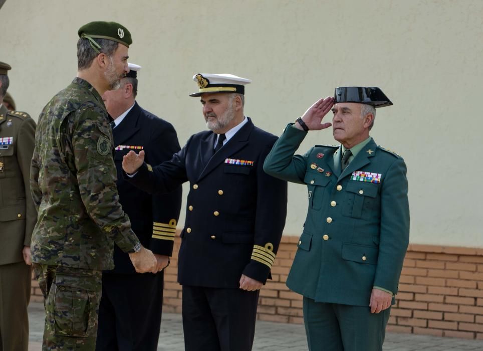 El Rey Felipe VI sigue desde Alicante varias maniobras del Mando de Operaciones Especiales