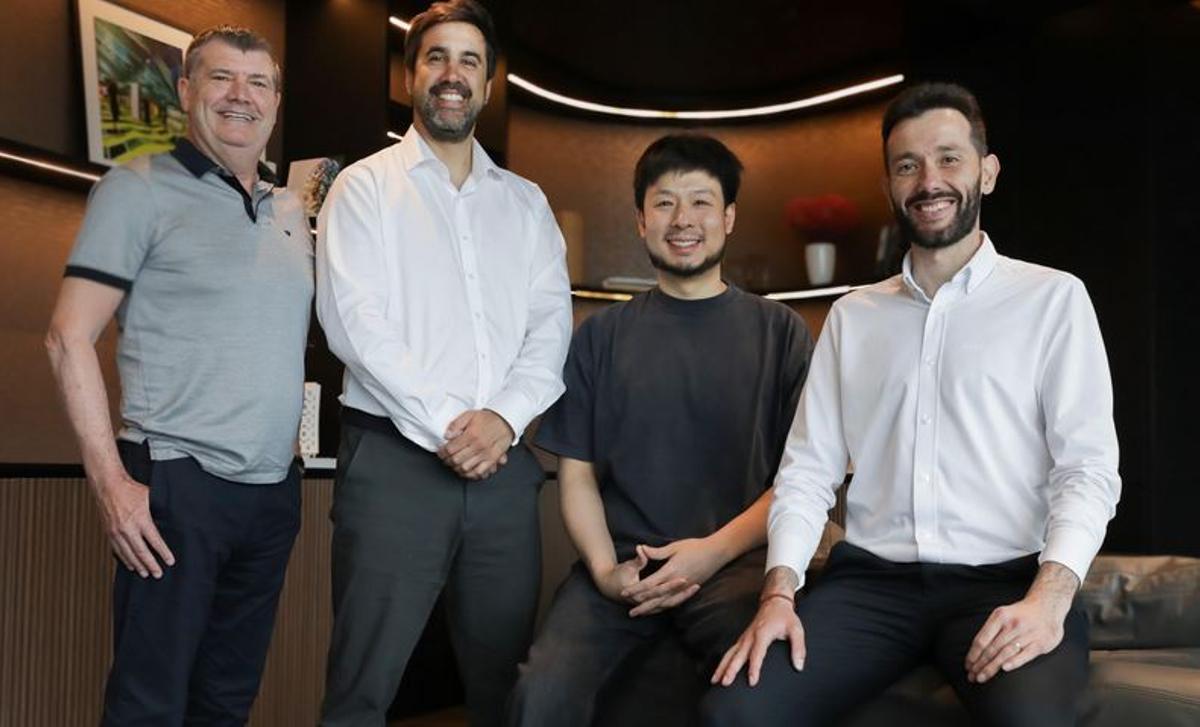 La foto tras el anuncio de Ron Gourlay como CEO de Fútbol del club en mayo de 2025