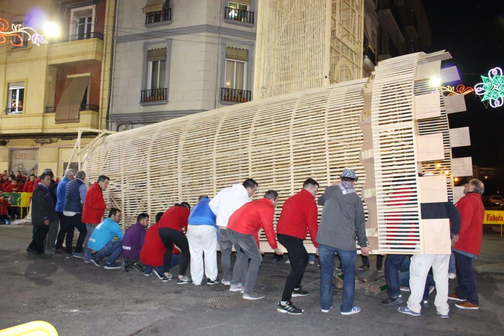 El espectáculo de plantar  "al tombe"