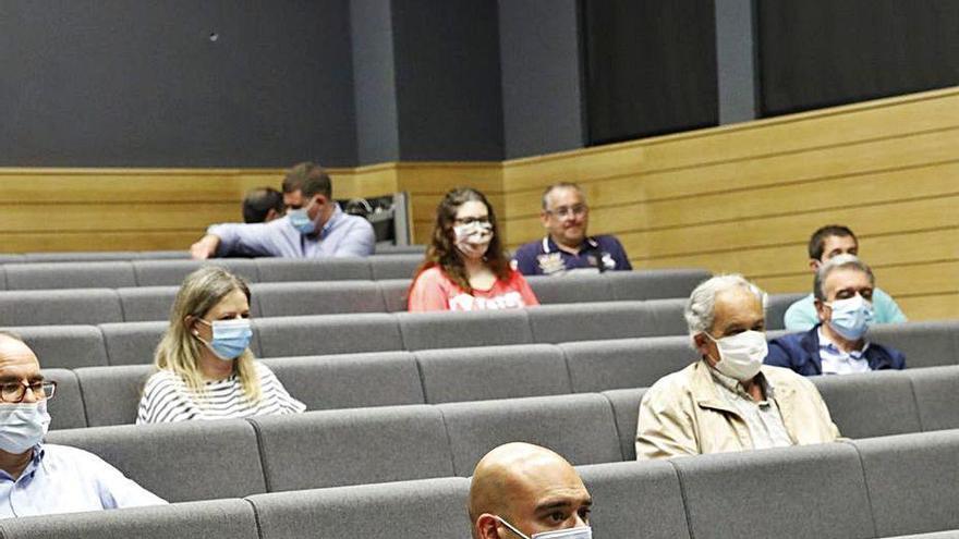 La reunión del Consejo Social en la Escuela de Comercio.