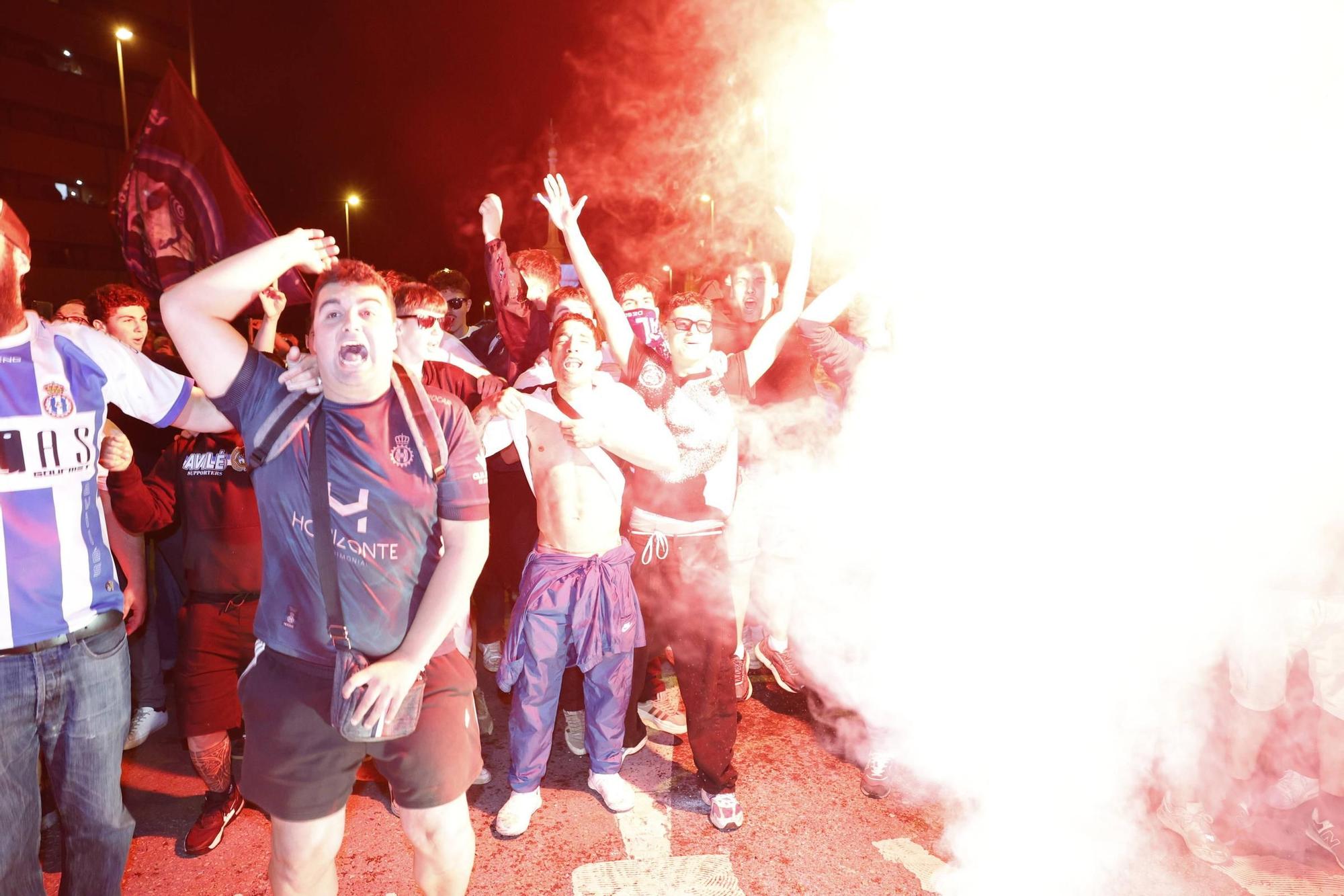 EN IMÁGENES: Locura en las calles de Avilés por el ascenso