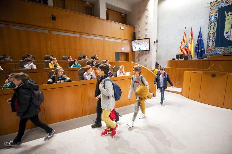 Pleno infantil en las Cortes