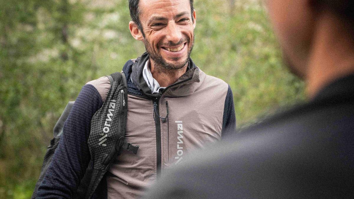 Kilian vistiendo su marca