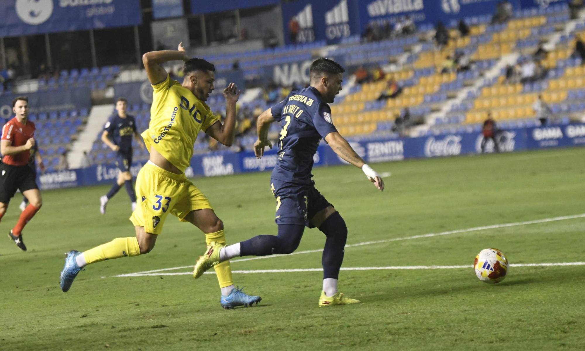 Imágenes del partido de la Copa del Rey UCAM Murcia - Cádiz