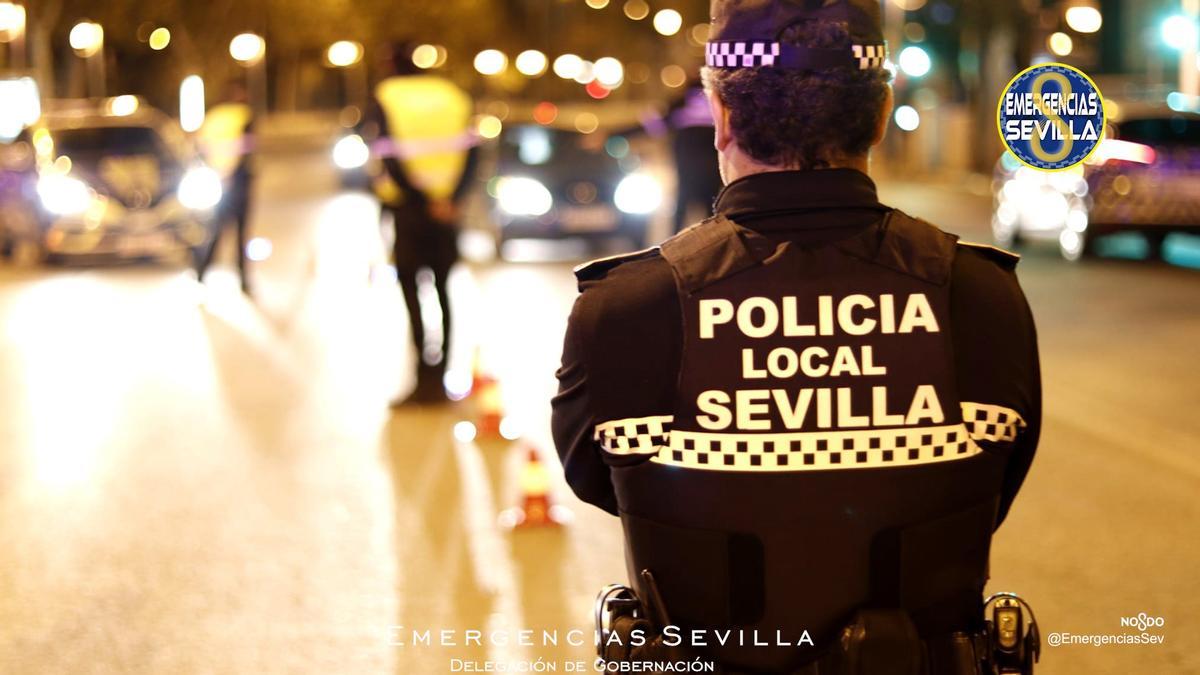 Un agente de la Policía Local de Sevilla.