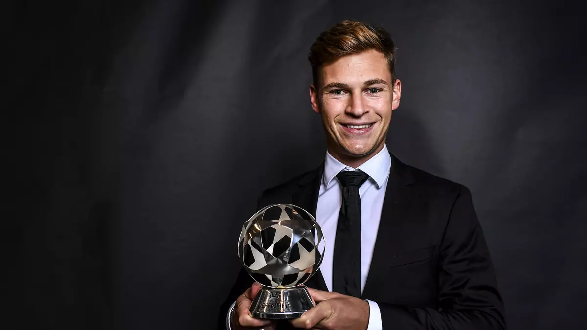 Joshua Kimmich, mejor defensa de la temporada 2019-2020 en la Champions League