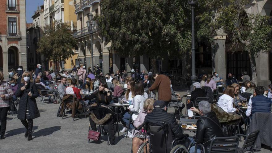 Fumar en las terrazas de los bares y restaurantes ya es posible en Zamora