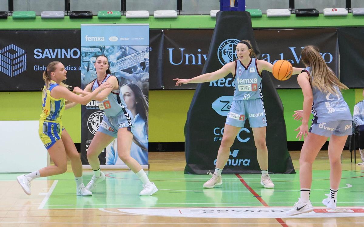 Kelliher ordena la defensa.