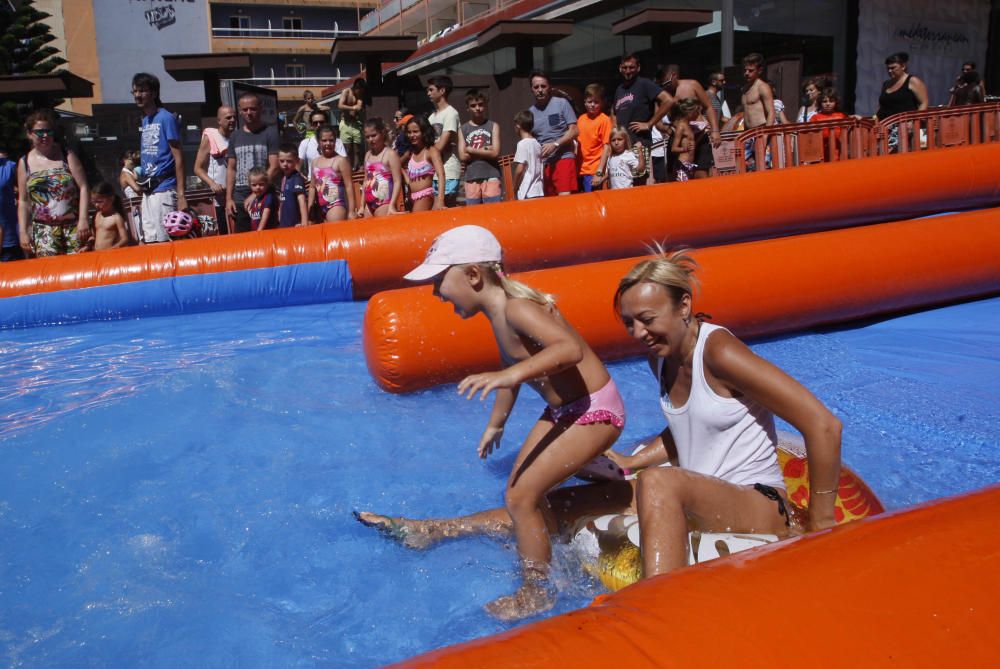 Lloret inaugura el tobogan aquàtic «Splash Slide»