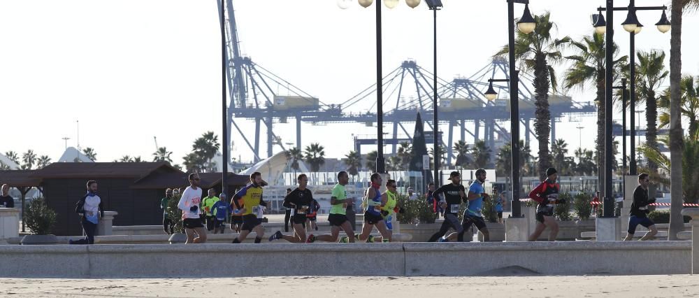 Búscate en el Pas Ras al Port de València