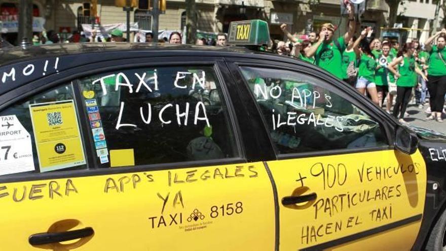 Taxis en protesta, en una imatge d&#039;arxiu