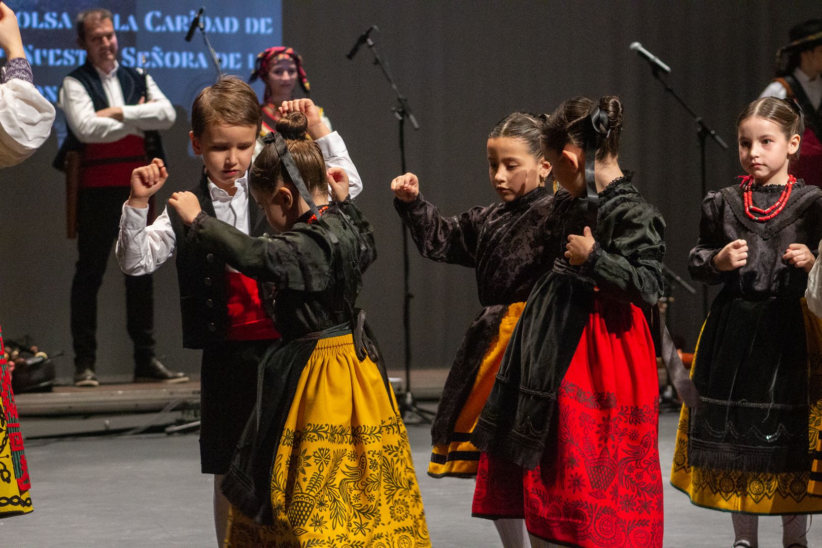 El Grupo Coros y Danzas Doña Urraca