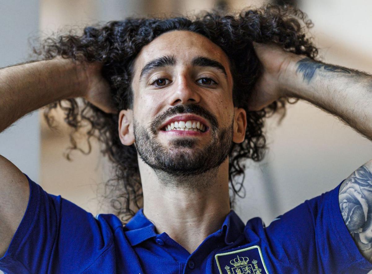 Marc Cucurella: "Queda molt per comparar-meamb Puyol. Ell és una llegenda"