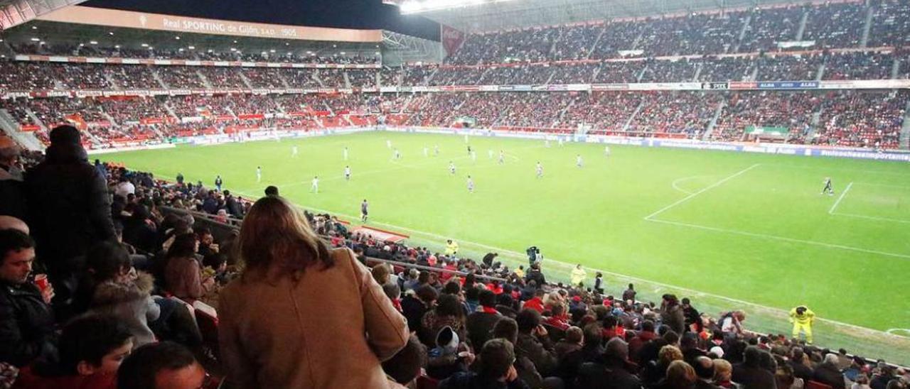 Una imagen de El Molinón en el último partido en casa, ante el Getafe.