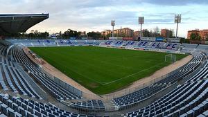 L’estadi de la Nova Creu Alta de Sabadell renova la il·luminació per ser més eficient energèticament