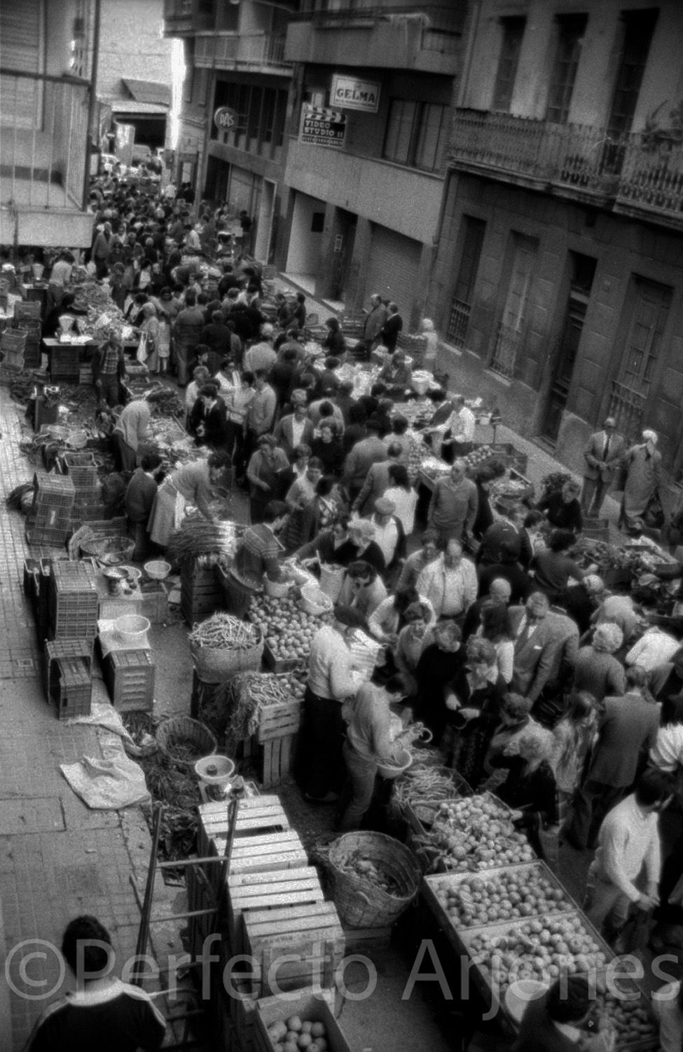 MERCADILLO CALLE QUINTANA 84-7.jpg