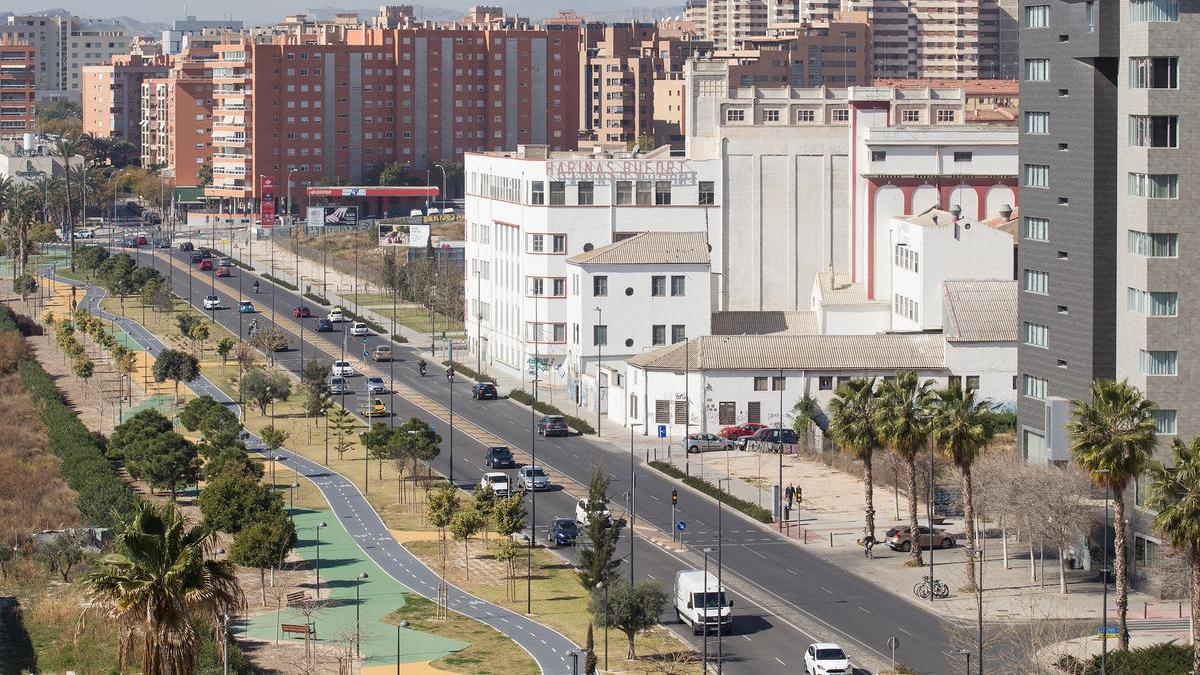 La avenida de Elche, desde el entorno de Casa Mediterráneo