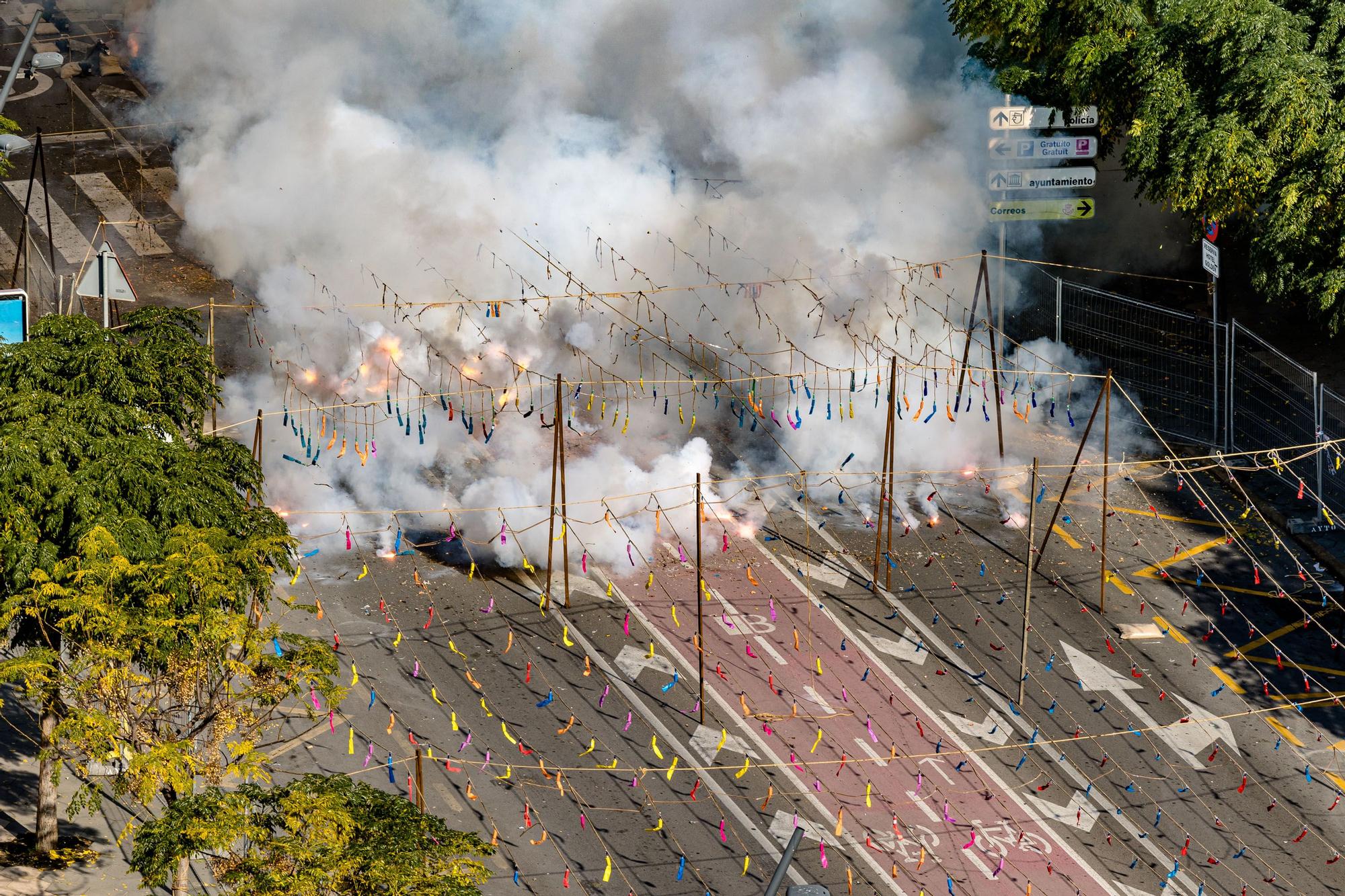 Mascletá en las fiestas de Benidorm