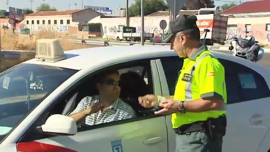 La DGT incrementa los controles de sistemas de seguridad de los vehículos durante estas semanas