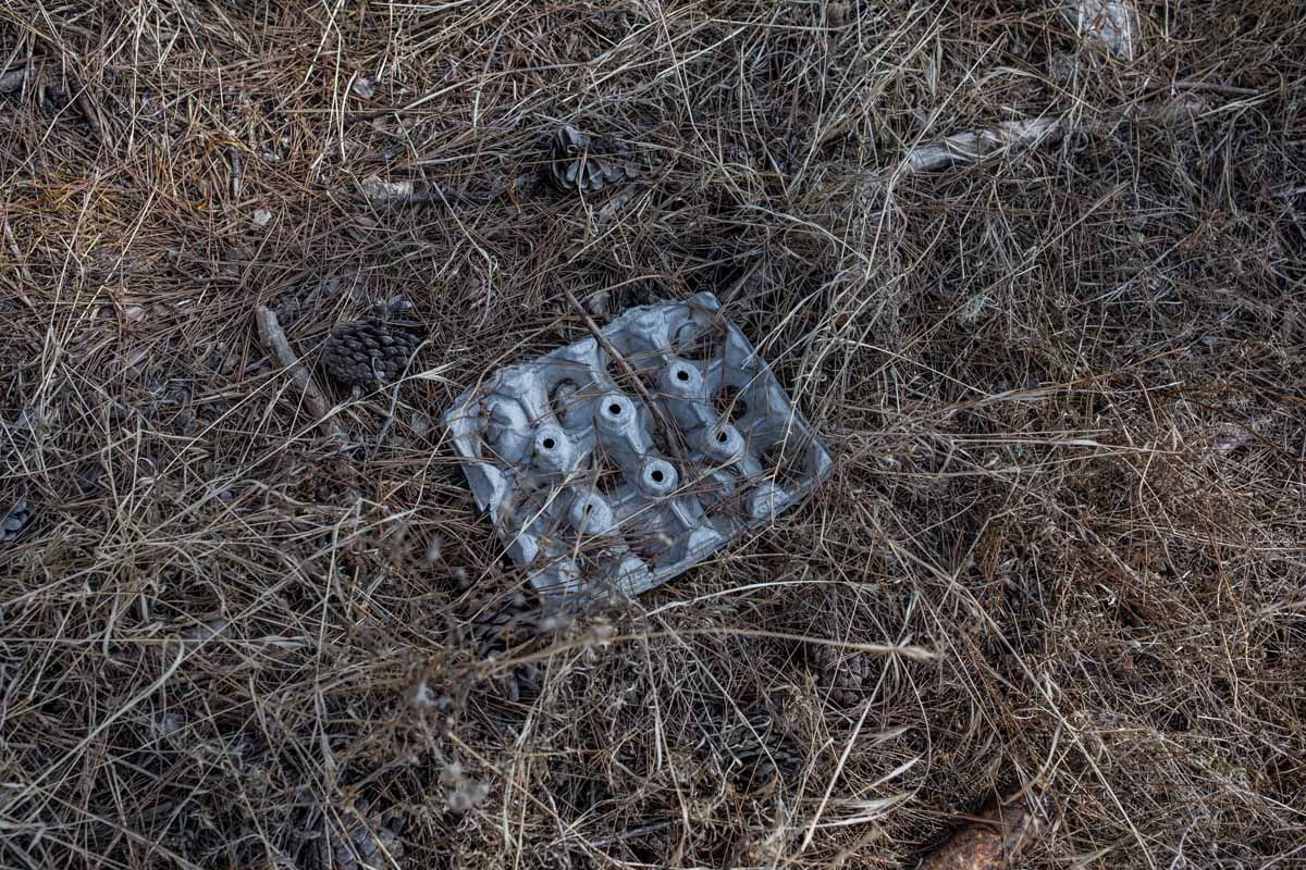 Basura pegada al Patrimonio de Ibiza