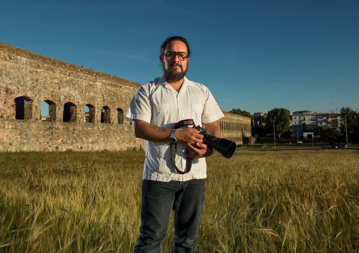 El carismático fotógrafo Jorge Armestar.