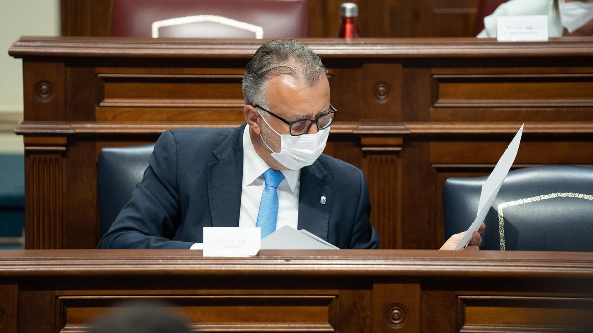 Ángel Víctor Torres, hoy, en el Parlamento de Canarias durante el Debate del estado de la nacionalidad.