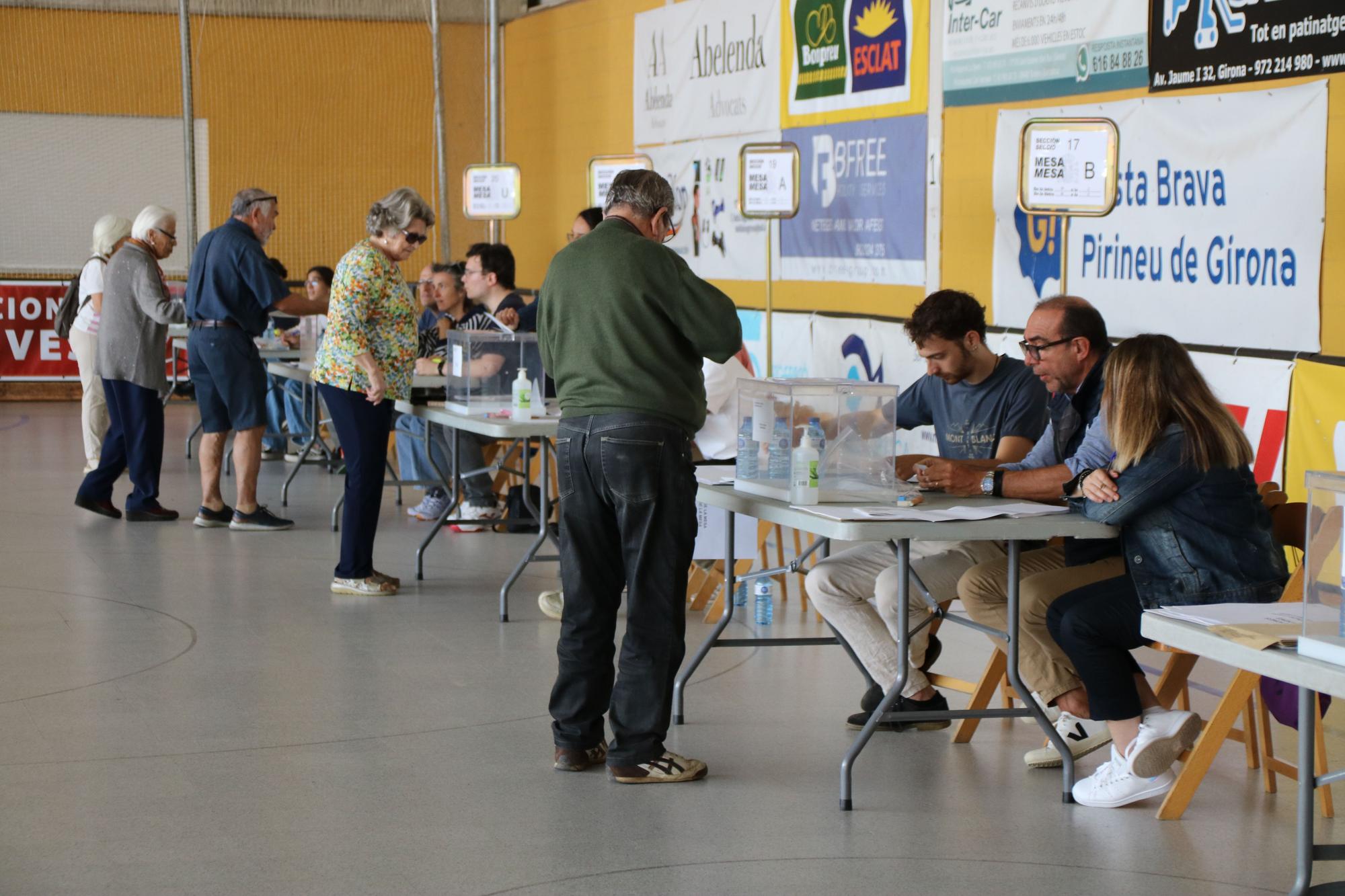 Primeres votacions a Girona