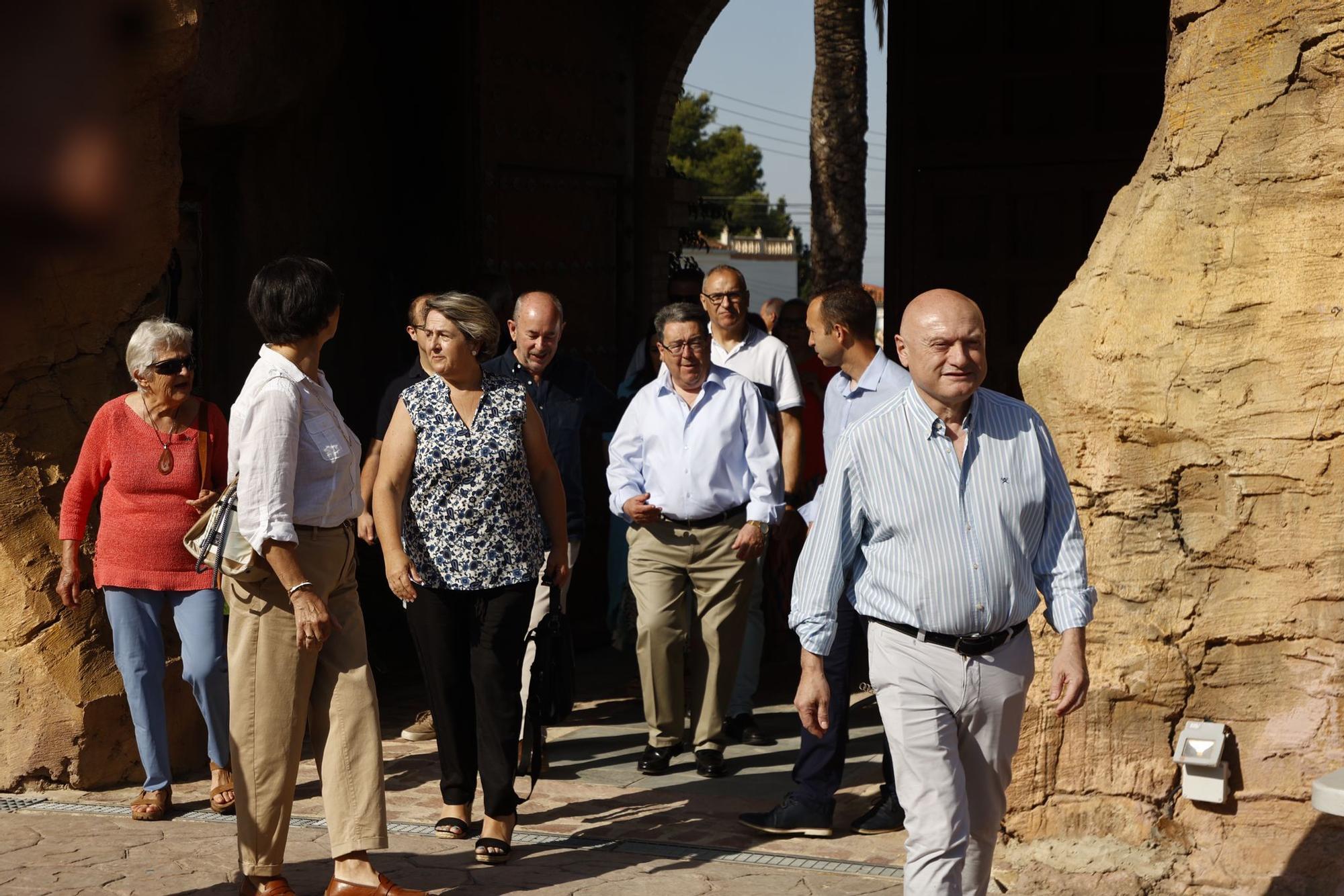 Mazón y el resto de la cúpula del PP en la junta provincial de los populares en Nàquera