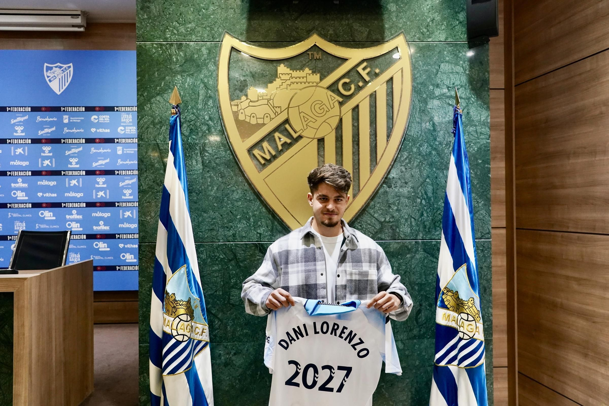Presentación de Carlos López, Moussa, Murillo, Dani Lorenzo y Haitam, renovados con el Málaga CF