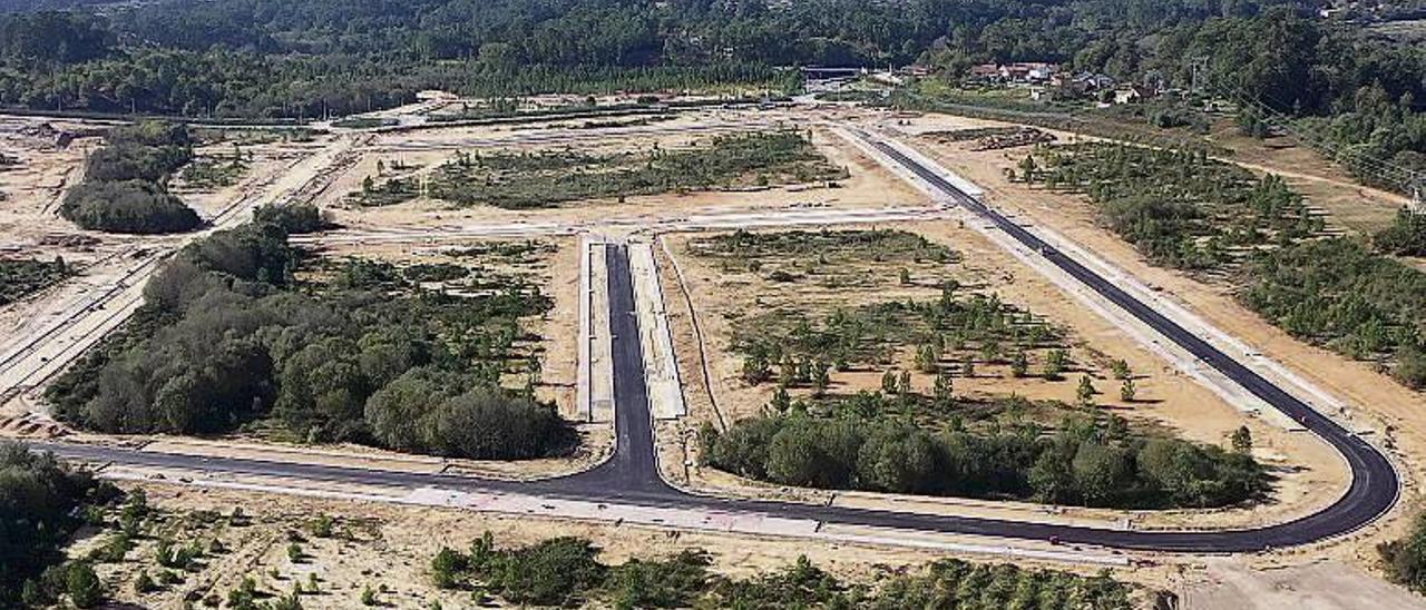 Los trabajos de la primera fase finalizarán el 11 de marzo. Imagen aérea del polígono  // FdV