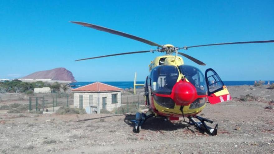 Rescatan a una varón tras sufrir un desvanecimiento en una zona de difícil acceso en Tenerife