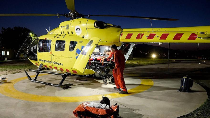 L&#039;helicòpter medicalitzat del SEM a l&#039;heliport de l&#039;Hospital Josep Trueta de Girona