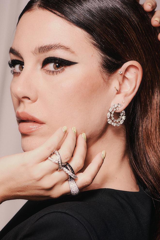 El maquillaje con 'eyeliner' extremo de Blanca Suárez realizado por Natalia Belda para Guerlain