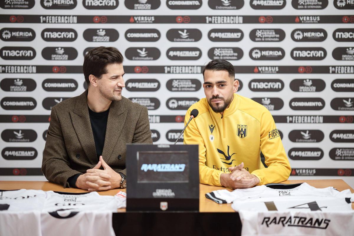 Fotogalería | La presentación de los fichajes invernales del Mérida