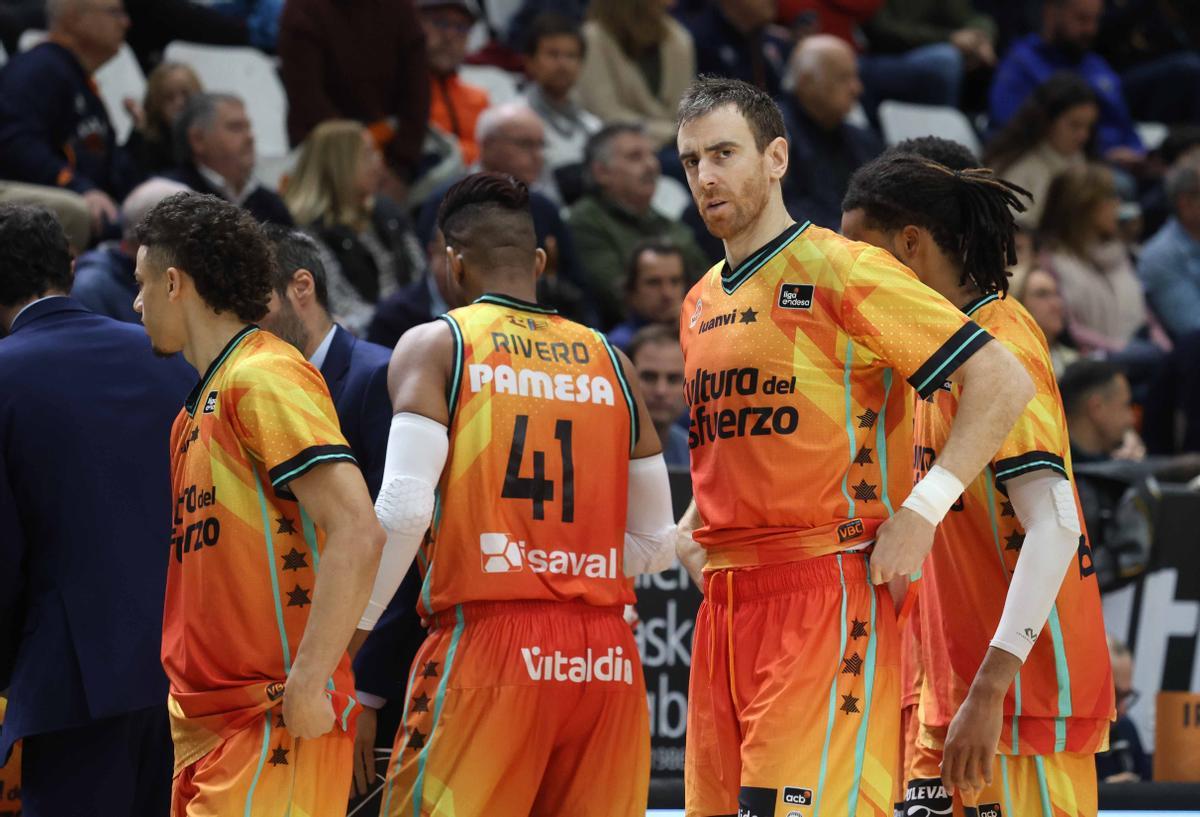 Las mejores imágenes del Valencia Basket - Girona Basketball