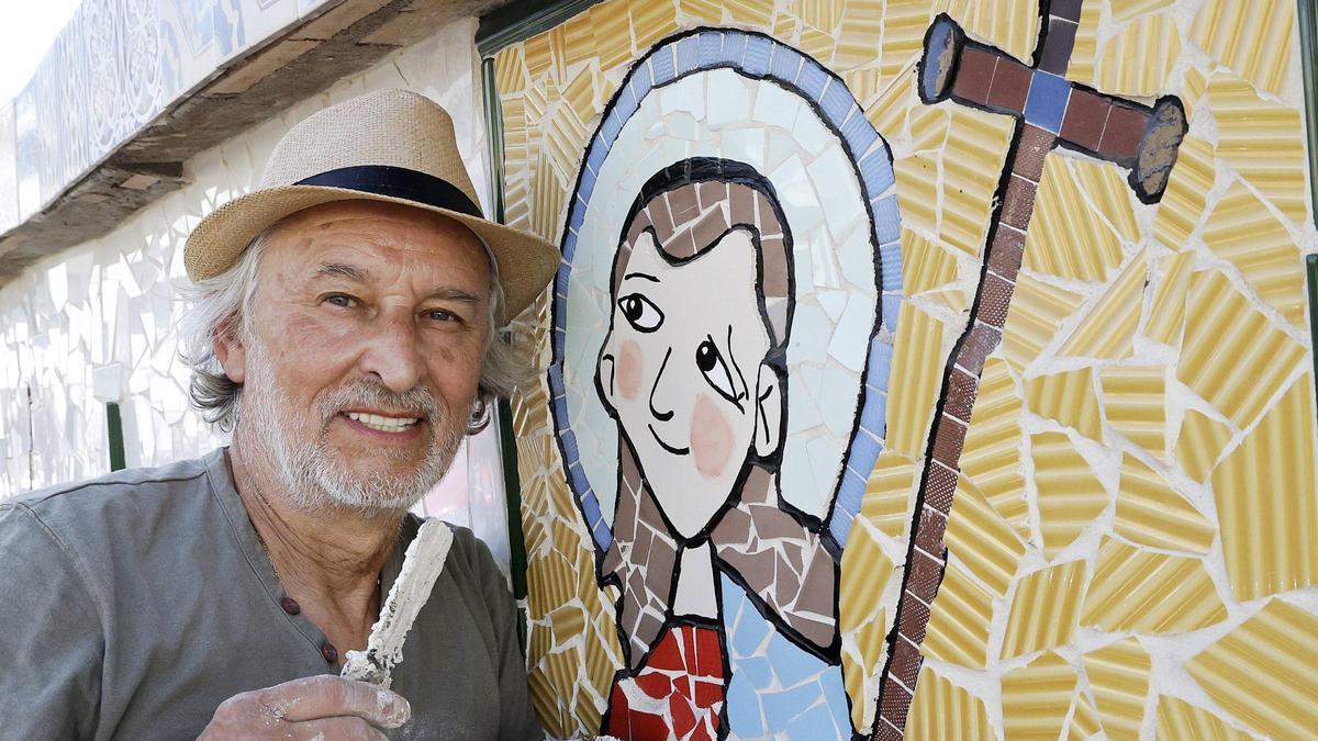 Muere el escultor compostelano Julio Ferreiro