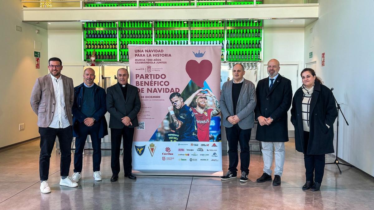 Real Murcia y UCAM vuelven a jugar por la caridad Real Murcia y UCAM vuelven a jugar por la caridad