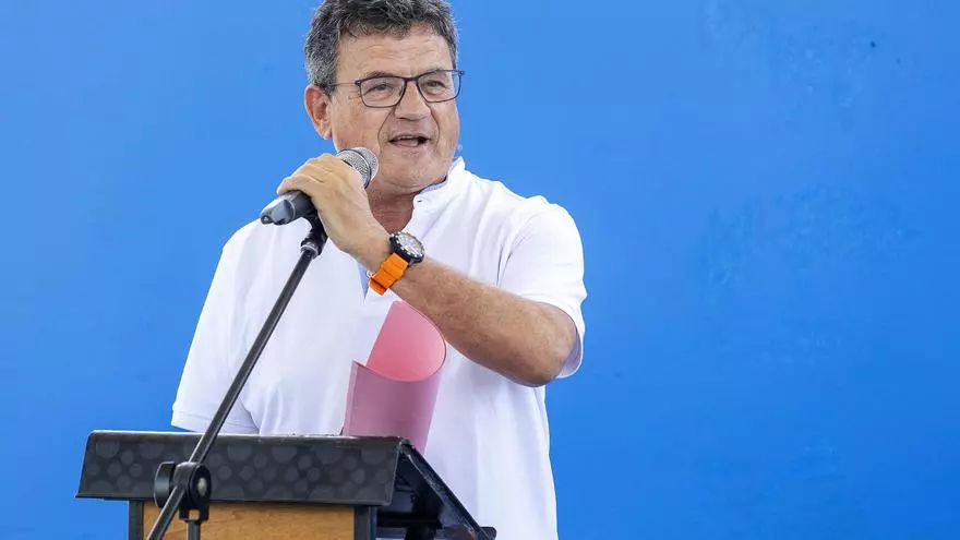 El director de INFORMACIÓN, Toni Cabot, pregonero en la Albufereta