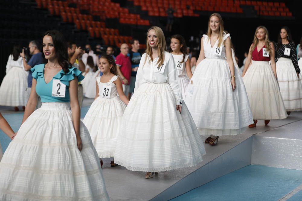 Ensayo de las candidatas a fallera mayor 2019 en la Fonteta