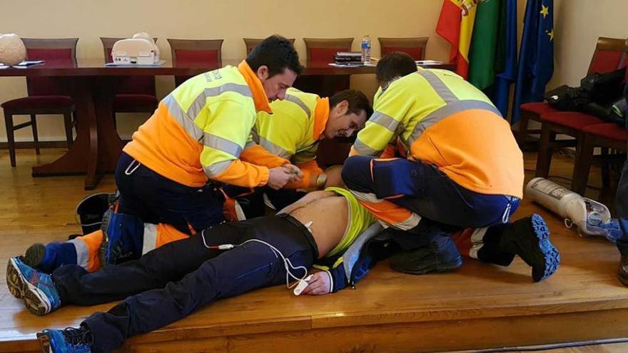 Taller de ayuda en accidentes deportivos en Cangas de Onís