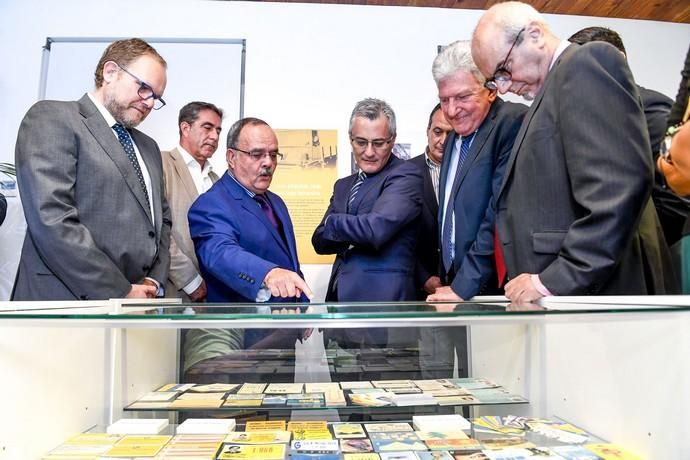 23-10-19 LAS PALMAS DE GRAN CANARIA. CASASA CONSISTORIALES. LAS PALMAS DE GRAN CANARIA. Exposición 40 años de Guaguas Municipales. Fotos: Juan Castro.  | 23/10/2019 | Fotógrafo: Juan Carlos Castro