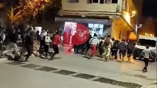 Noche de carreras en la frontera: un millar de jóvenes magrebíes ha intentado en vano entrar en Ceuta