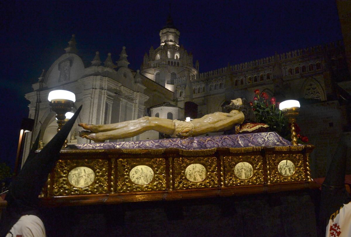 La procesión del Santo Entierro es una de las procesiones más reclamadas.