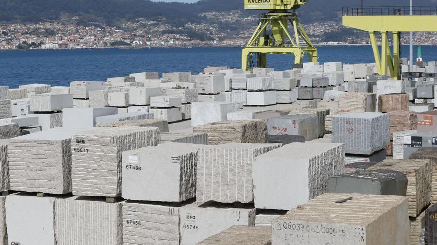 La crisis por el cierre del puerto de Shanghái aumenta el interés mundial por el granito gallego