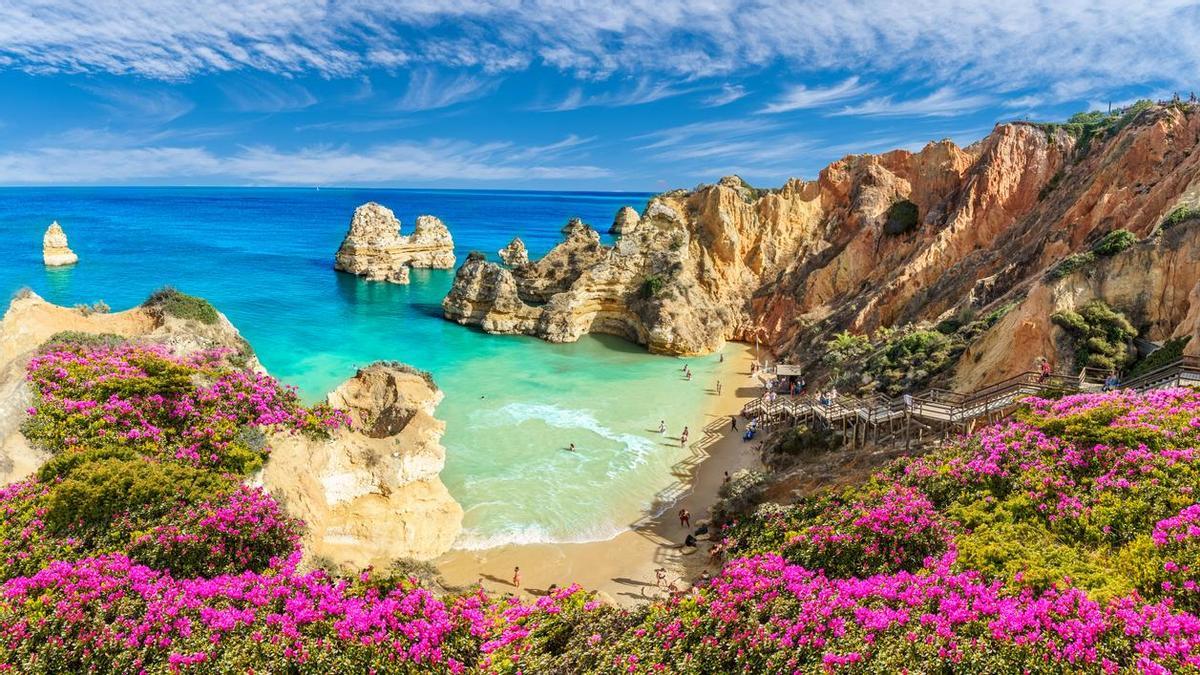 La Praia do Camilo se encuentra en Algarve.