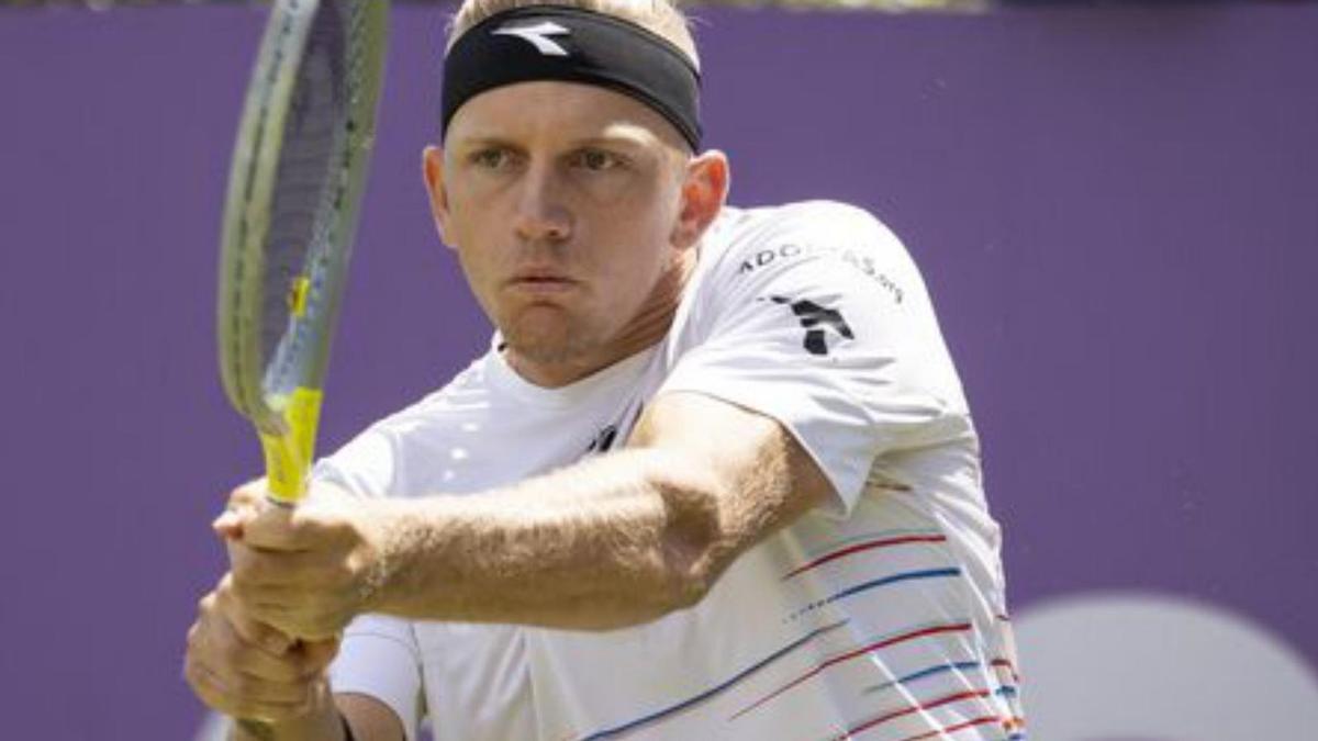 Davidovich no pasa de primera ronda en Eastbourne por lesión.